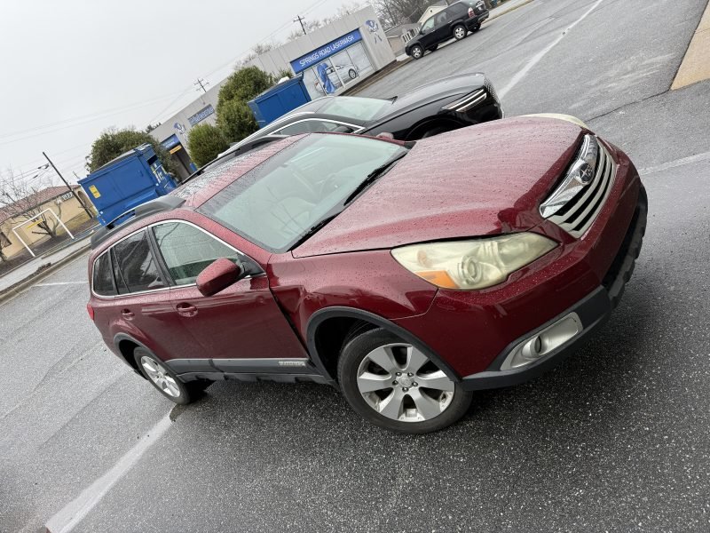 2013 Subaru Outback — photo 1