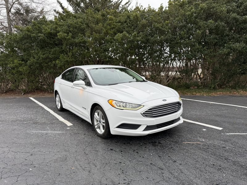 2018 Ford Fusion Hybrid — photo 1